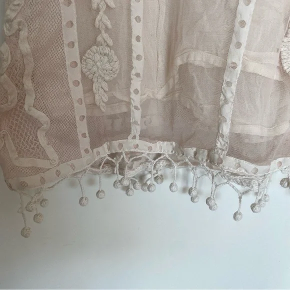 Sundance Cream Floral Embroidered Blouse Lined Tassle - Picture 9 of 12